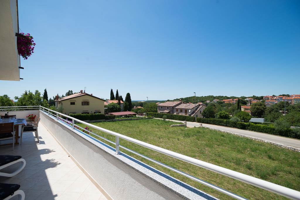 Apartments Zdenka Rovinjsko Selo Exterior foto